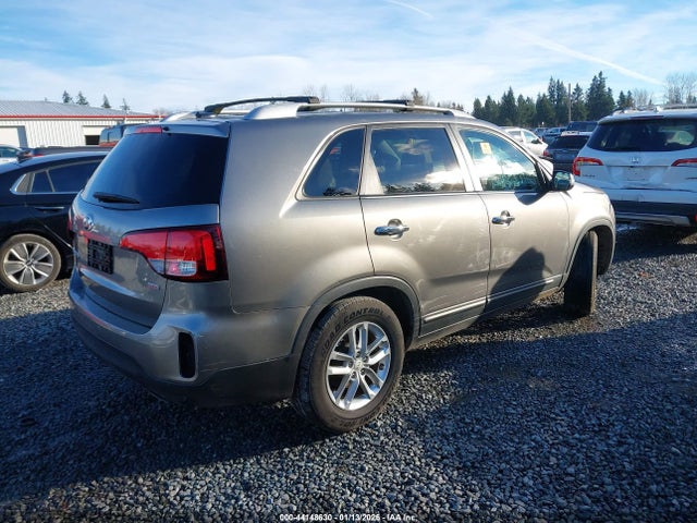 5XYKT4A75EG426013 KIA Sorento Lx V6