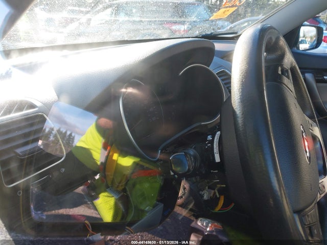 5XYKT4A75EG426013 KIA Sorento Lx V6