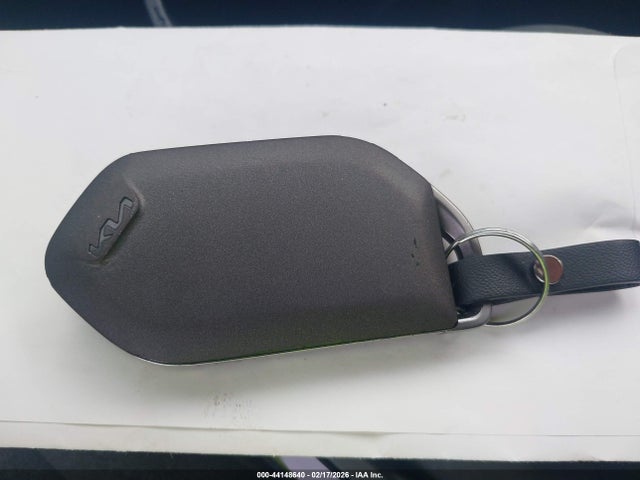 2025 Kia K4 Ex მანქანა იყიდება აუქციონზე, vin: 3KPFU4DE5SE143810, აუქციონის ნომერი: 44148640