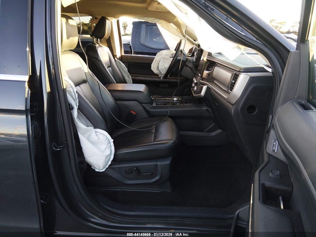 1FMJU1HT7NEA36920 Ford Expedition Xlt