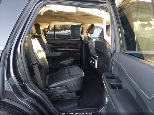 1FMJU1HT7NEA36920 Ford Expedition Xlt