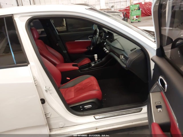 19UDE4G72PA004988 Acura Integra A-spec Technology