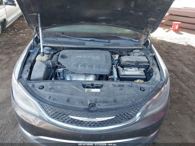 1C3CCCAB1GN176580 Chrysler 200 Limited