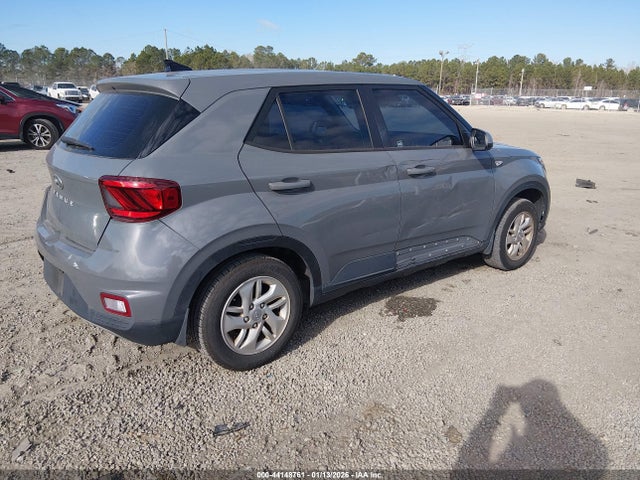 2021 HYUNDAI VENUE KMHRB8A32MU125844 Photo 3