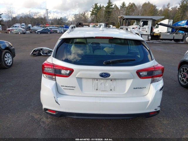 4S3GTAV67L3709634 Subaru Impreza Premium 5-door