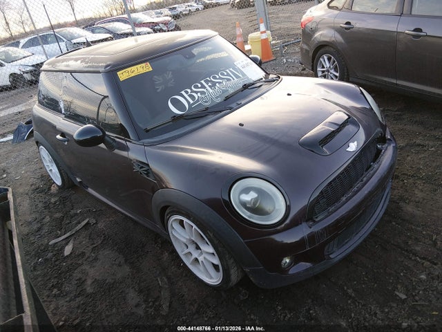 2009 MINI COOPER S WMWMF73569TT96198