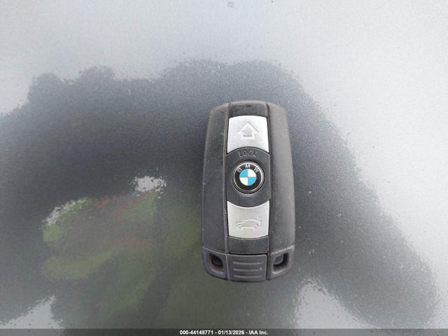 44148771 :رقم المزاد ، WBAUP9C5XDVS94733 vin ، 2013 Bmw 128i مزاد بيع