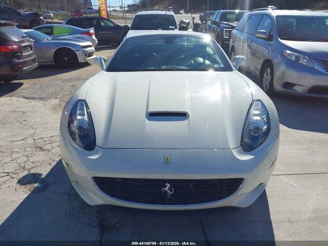 Продажа на аукционе авто 2013 Ferrari California, vin: ZFF65TJA1D0190645, номер лота: 44148798