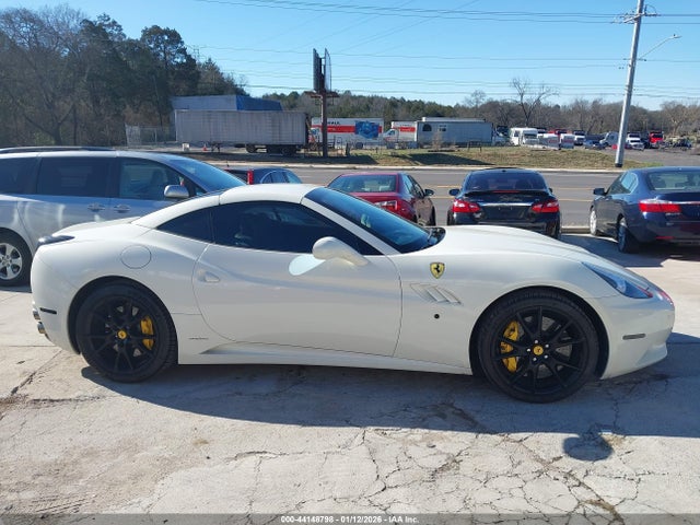 Продажа на аукционе авто 2013 Ferrari California, vin: ZFF65TJA1D0190645, номер лота: 44148798