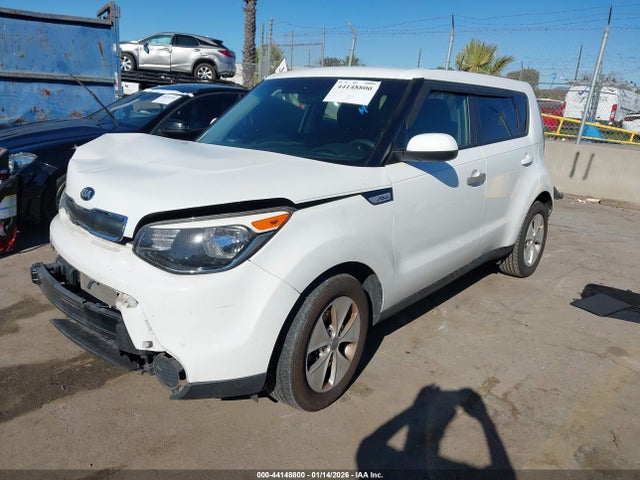 KIA Soul 2016 KNDJN2A29G7401694 Image 2