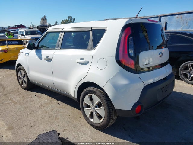 KIA Soul 2016 KNDJN2A29G7401694 Image 3
