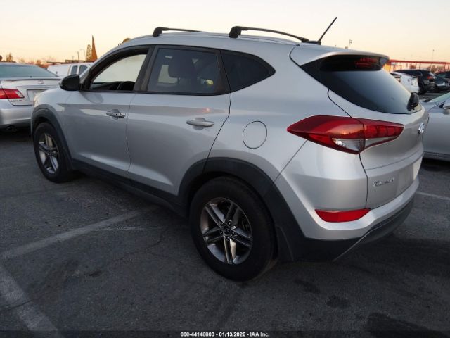 2016 HYUNDAI TUCSON KM8J33A22GU263182 Photo 2