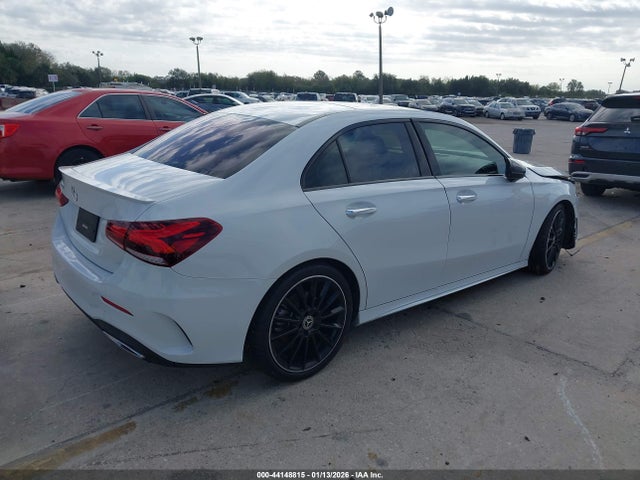 2021 MERCEDES-BENZ A 220 W1K3G4EB2MJ286059 Photo 3