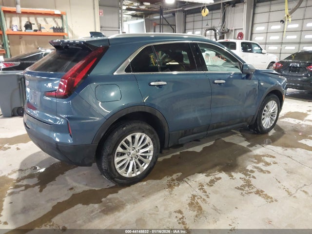 2024 CADILLAC XT4 1GYFZBR4XRF251307 Photo 3