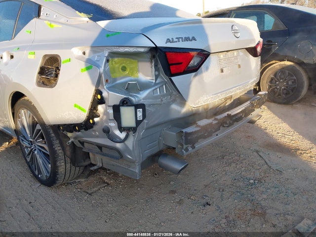 1N4BL4EV0RN354294 Nissan Altima Sl Fwd