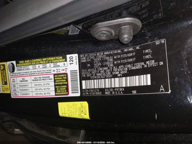 5TDYK3DC3GS716501 Toyota Sienna Xle 8 Passenger