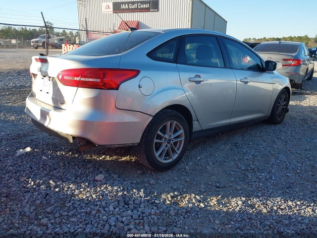 1FADP3F28JL214831 Ford FOCUS SE