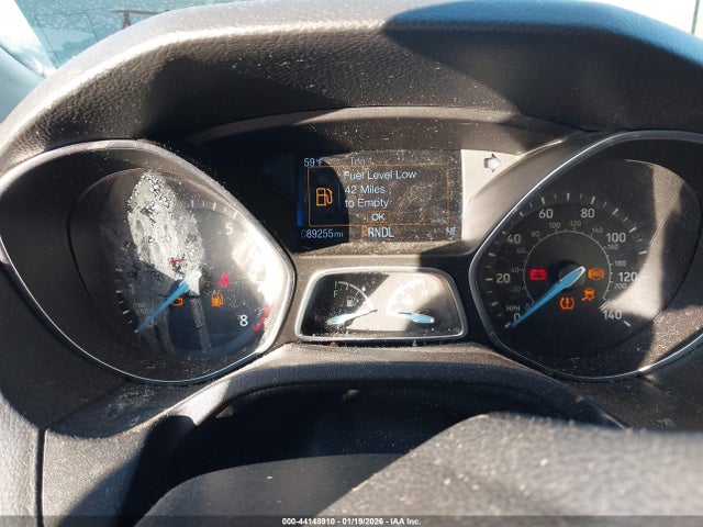 1FADP3F28JL214831 Ford FOCUS SE