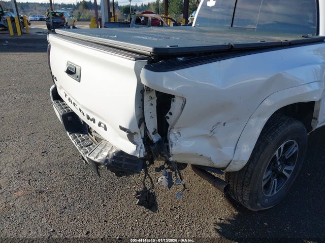 3TMGZ5AN2JM142909 Toyota Tacoma Limited