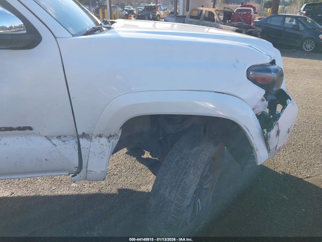 3TMGZ5AN2JM142909 Toyota Tacoma Limited