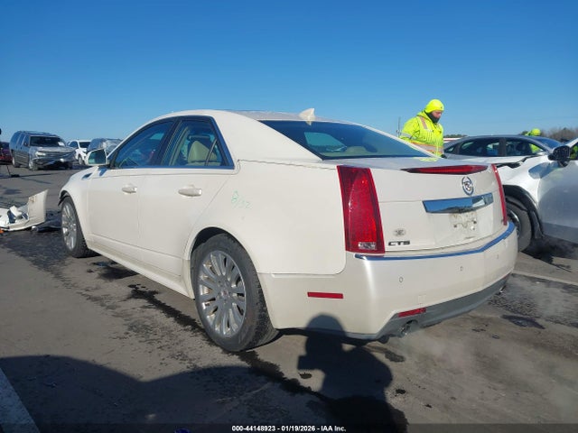 2011 CADILLAC CTS 1G6DP5ED1B0153174 Photo 2