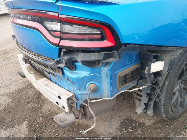 2C3CDXGJ0KH689002 Dodge Charger Scat Pack Rwd