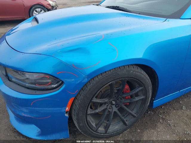 2C3CDXGJ0KH689002 Dodge Charger Scat Pack Rwd