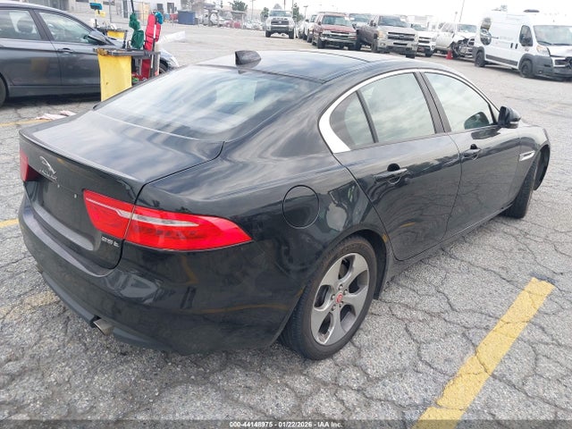 2018 JAGUAR XE SAJAR4FX6JCP35914 Photo 3