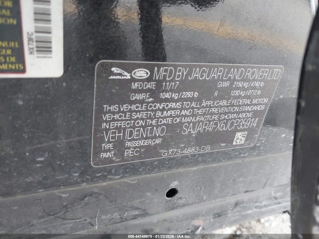 2018 JAGUAR XE SAJAR4FX6JCP35914 Photo 8