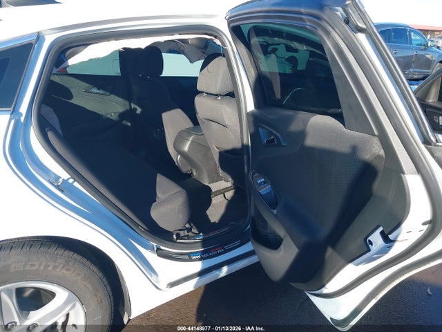 1G1ZB5STXJF293919 Chevrolet Malibu 1ls