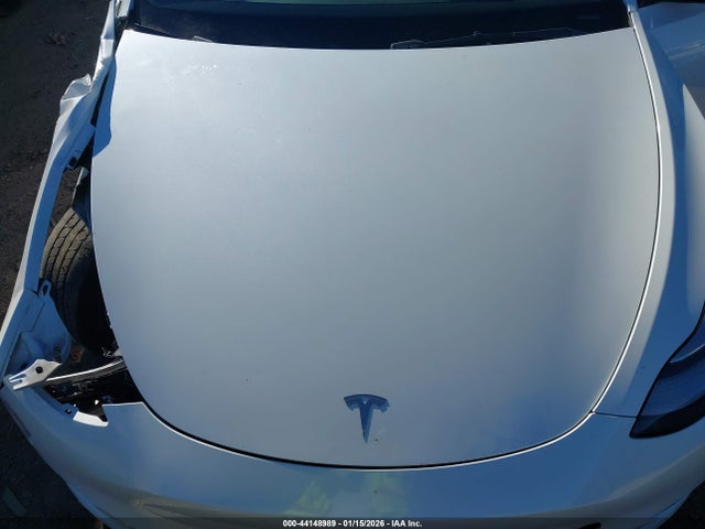 Продажа на аукционе авто 2021 Tesla Model Y Long Range Dual Motor All-wheel Drive, vin: 5YJYGDEE8MF180829, номер лота: 44148989