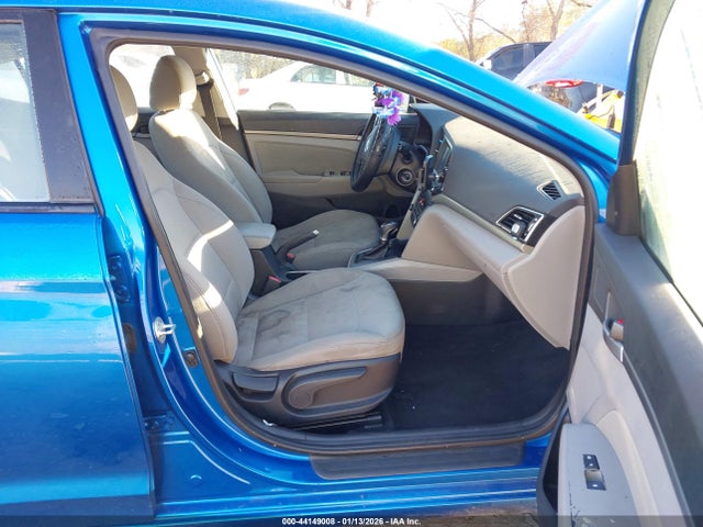 2018 Hyundai Elantra Sel მანქანა იყიდება აუქციონზე, vin: 5NPD84LF5JH290306, აუქციონის ნომერი: 44149008