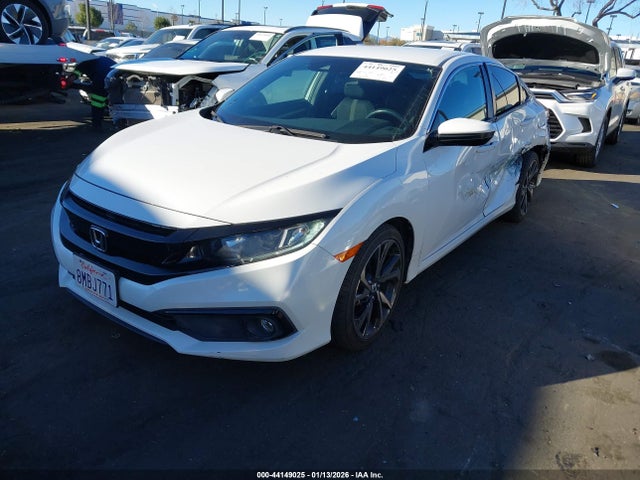 Honda Civic Sport 2019 2HGFC2F87KH592474 Image 2