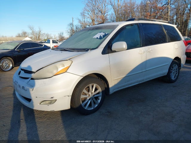 2007 TOYOTA SIENNA 5TDBK22C37S008123 Photo 1