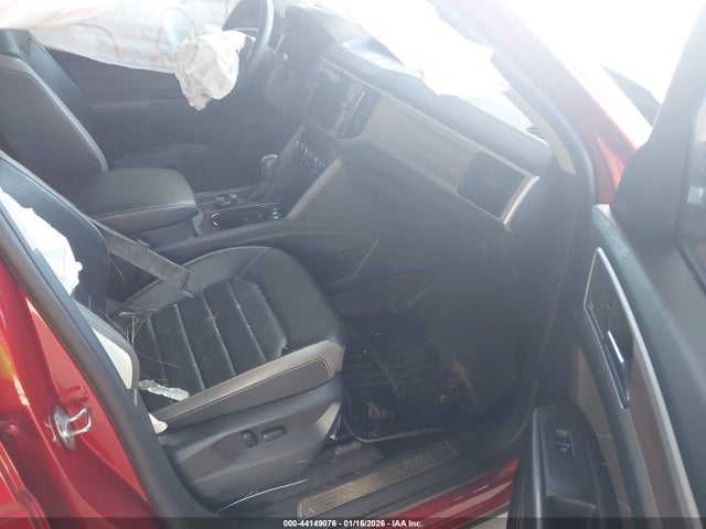 2021 Volkswagen Atlas 2.0t Sel Premium მანქანა იყიდება აუქციონზე, vin: 1V2TP2CA4MC587427, აუქციონის ნომერი: 44149076