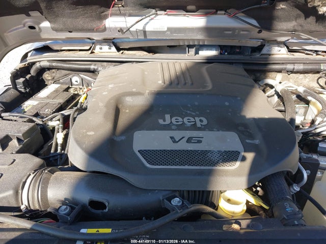 1C4BJWFG9HL721246 Jeep Wrangler Unlimited Rubicon 4x4