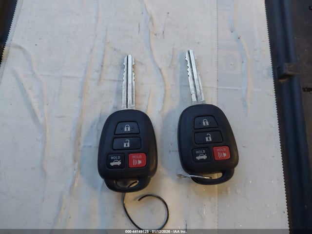 2T1BURHE8GC575268 Toyota Corolla S Plus