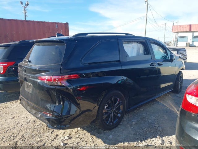 5TDDRKEC9SS257132 Toyota Sienna Xse