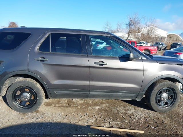 Ford Police Interceptor Utility 2018 1FM5K8AR1JGB91850 Image 14