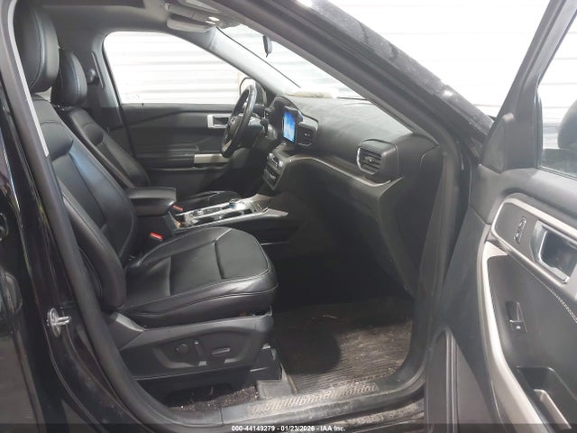 2021 FORD EXPLORER 1FMSK8DH6MGA26449 Photo 4