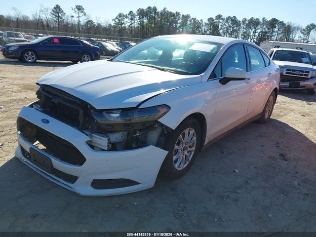 Ford FUSION S 2016 1FA6P0G74G5118886 Image 2