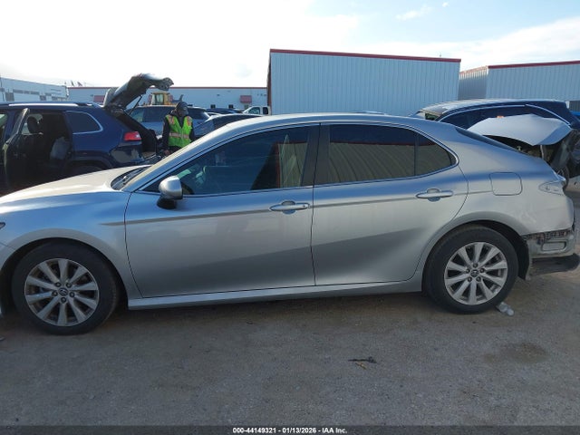4T1B11HK8KU183334 Toyota CAMRY LE