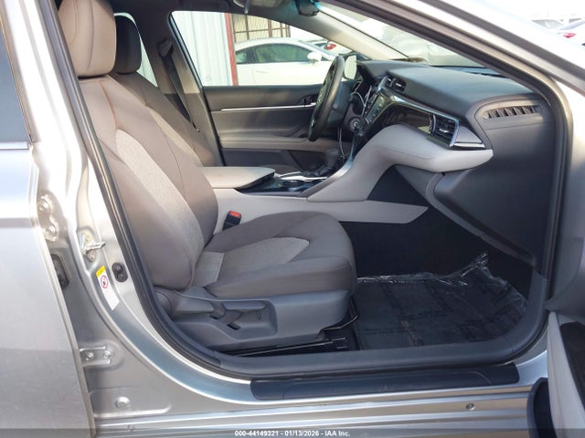 4T1B11HK8KU183334 Toyota CAMRY LE