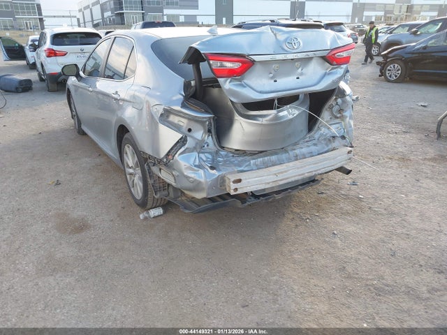 4T1B11HK8KU183334 Toyota CAMRY LE