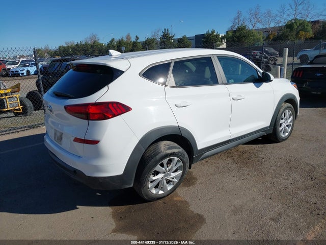 KM8J23A41LU143954 Hyundai TUCSON SE