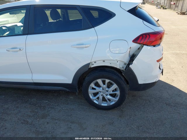 KM8J23A41LU143954 Hyundai TUCSON SE