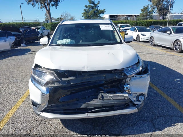 Mitsubishi Outlander Sel 2017 JA4AZ3A33HZ053944 Image 13