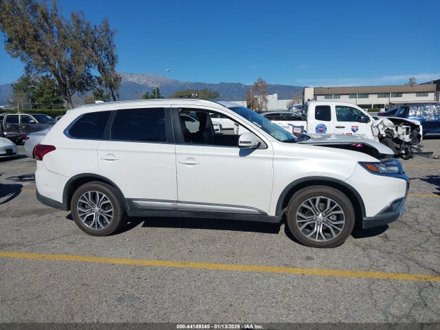 Mitsubishi Outlander Sel 2017 JA4AZ3A33HZ053944 Image 14