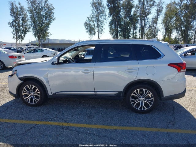 Mitsubishi Outlander Sel 2017 JA4AZ3A33HZ053944 Image 15