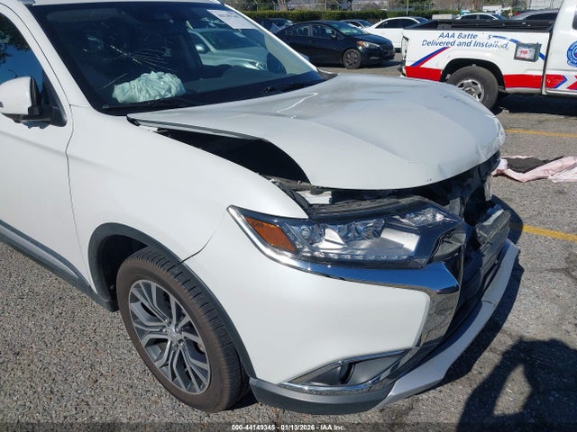 Mitsubishi Outlander Sel 2017 JA4AZ3A33HZ053944 Image 18